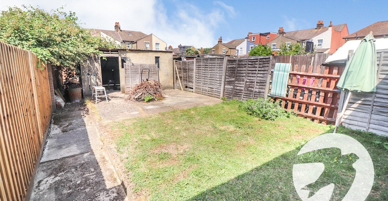3 bedroom house for sale in Northumberland Heath | Robinson Jackson