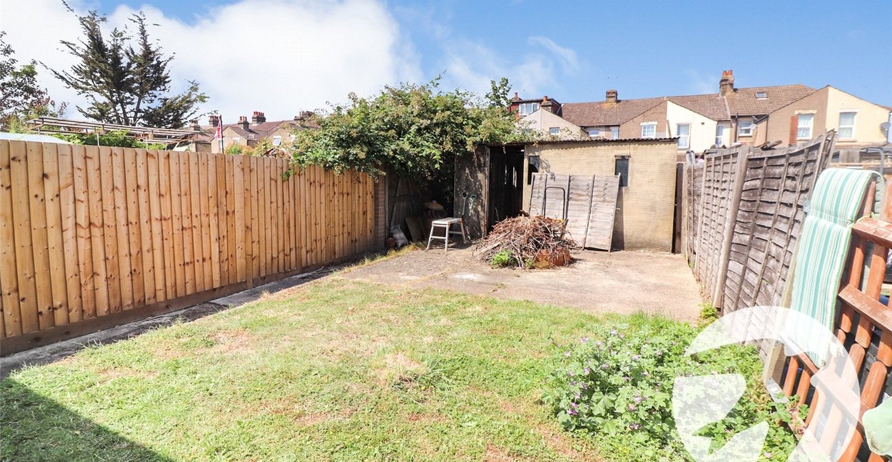 3 bedroom house for sale in Northumberland Heath | Robinson Jackson