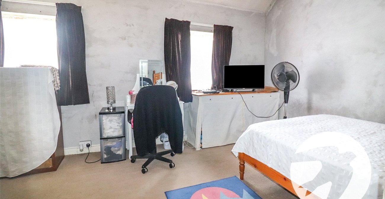 3 bedroom house for sale in Northumberland Heath | Robinson Jackson