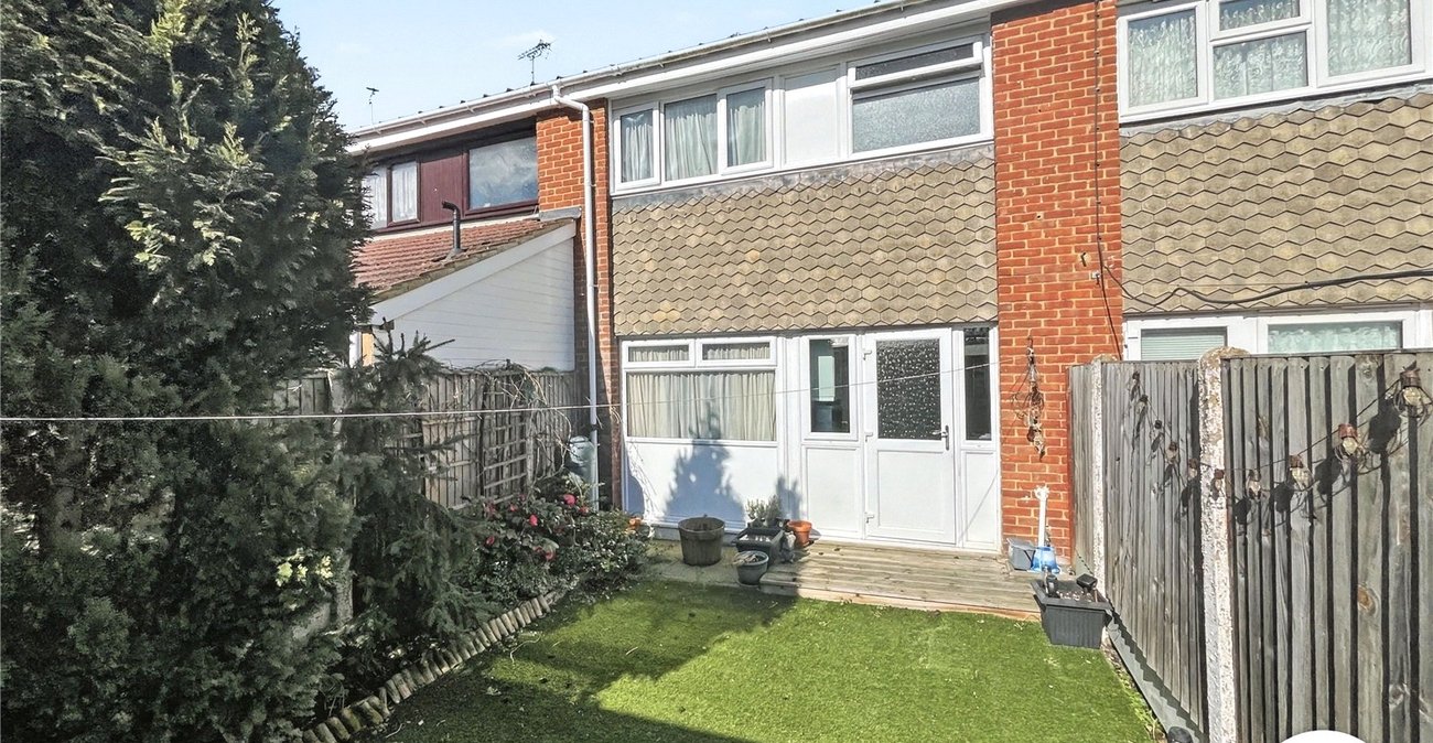 2 bedroom house for sale in Sittingbourne | Robinson Michael & Jackson