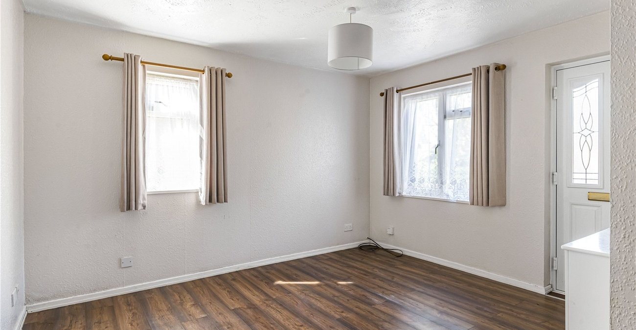 2 bedroom house for sale in Swanley | Robinson Jackson