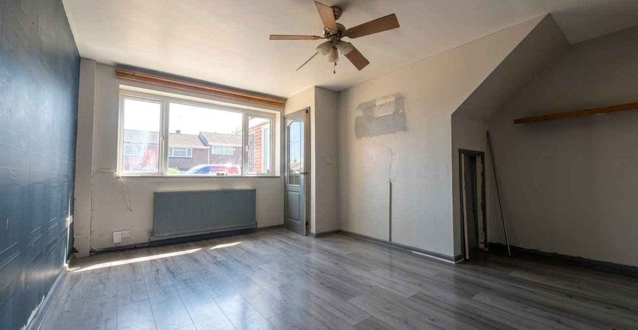 2 bedroom house for sale in Rochester | Robinson Michael & Jackson
