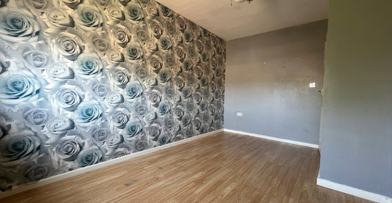 2 bedroom house for sale in Rochester | Robinson Michael & Jackson