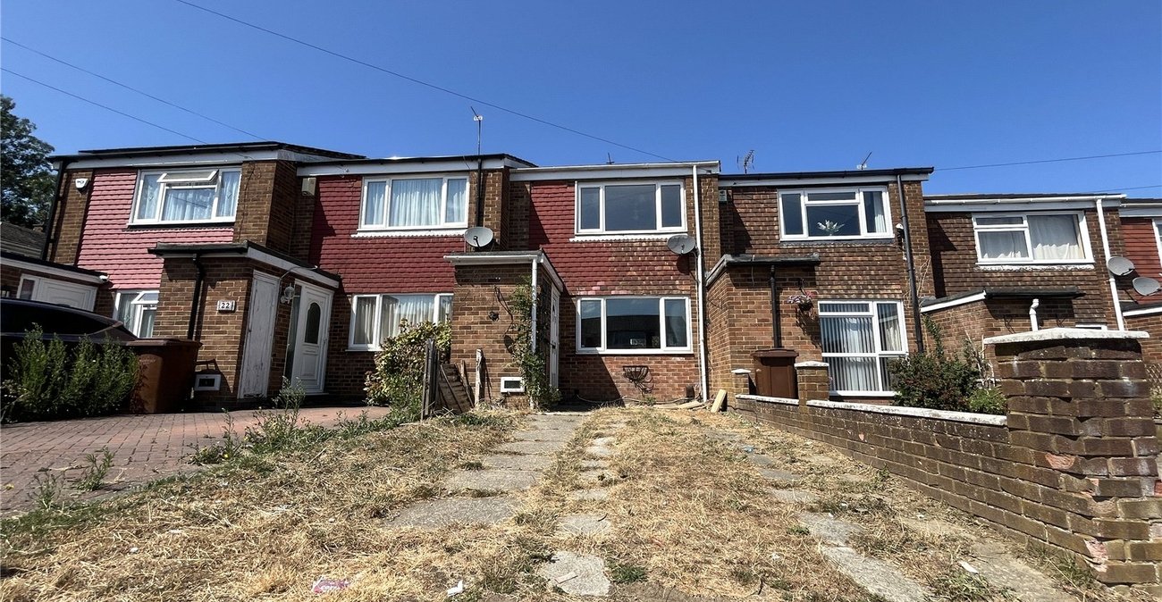 2 bedroom house for sale in Rochester | Robinson Michael & Jackson