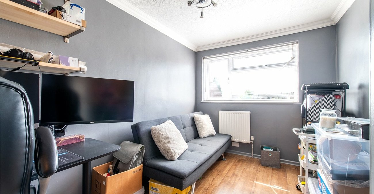 2 bedroom house for sale in Rochester | Robinson Michael & Jackson