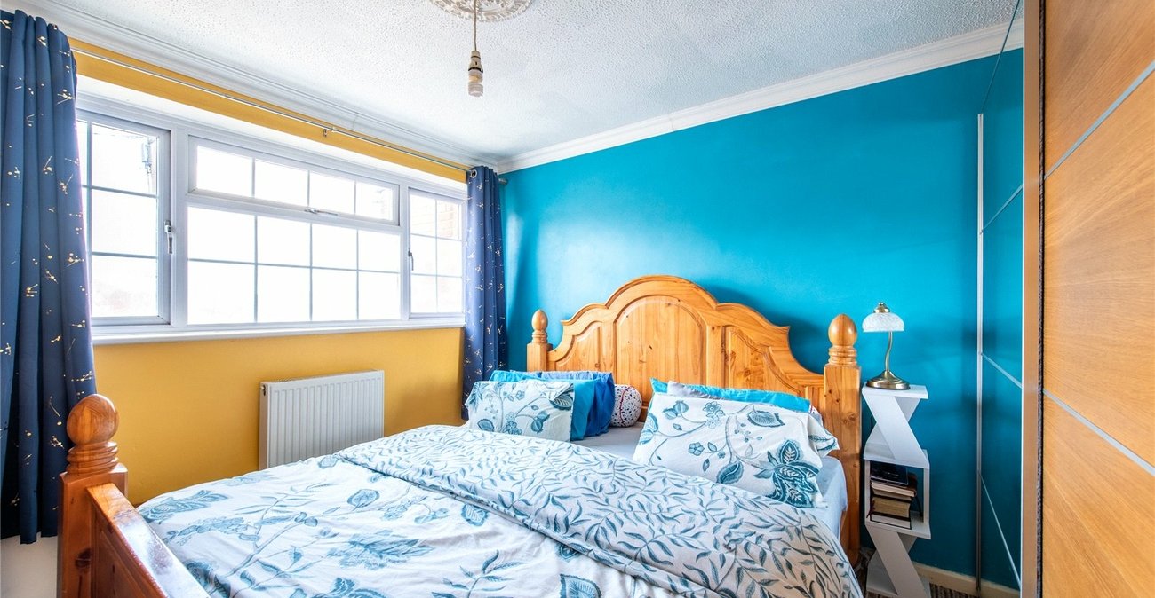 2 bedroom house for sale in Rochester | Robinson Michael & Jackson