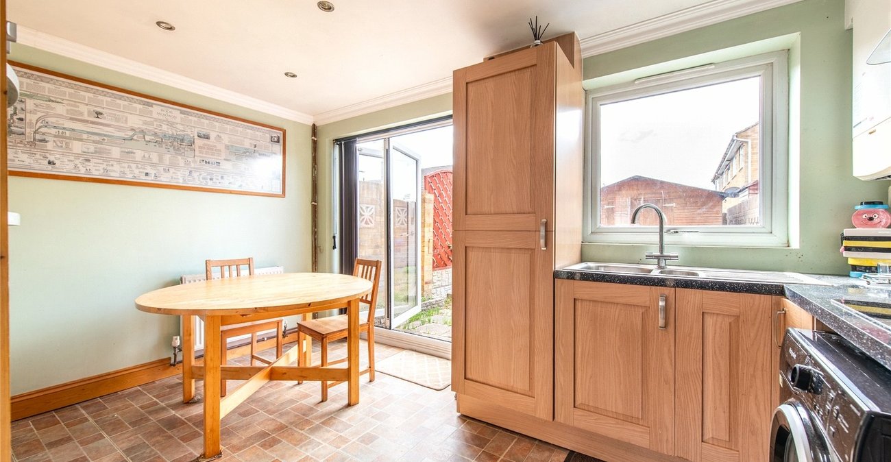 2 bedroom house for sale in Rochester | Robinson Michael & Jackson