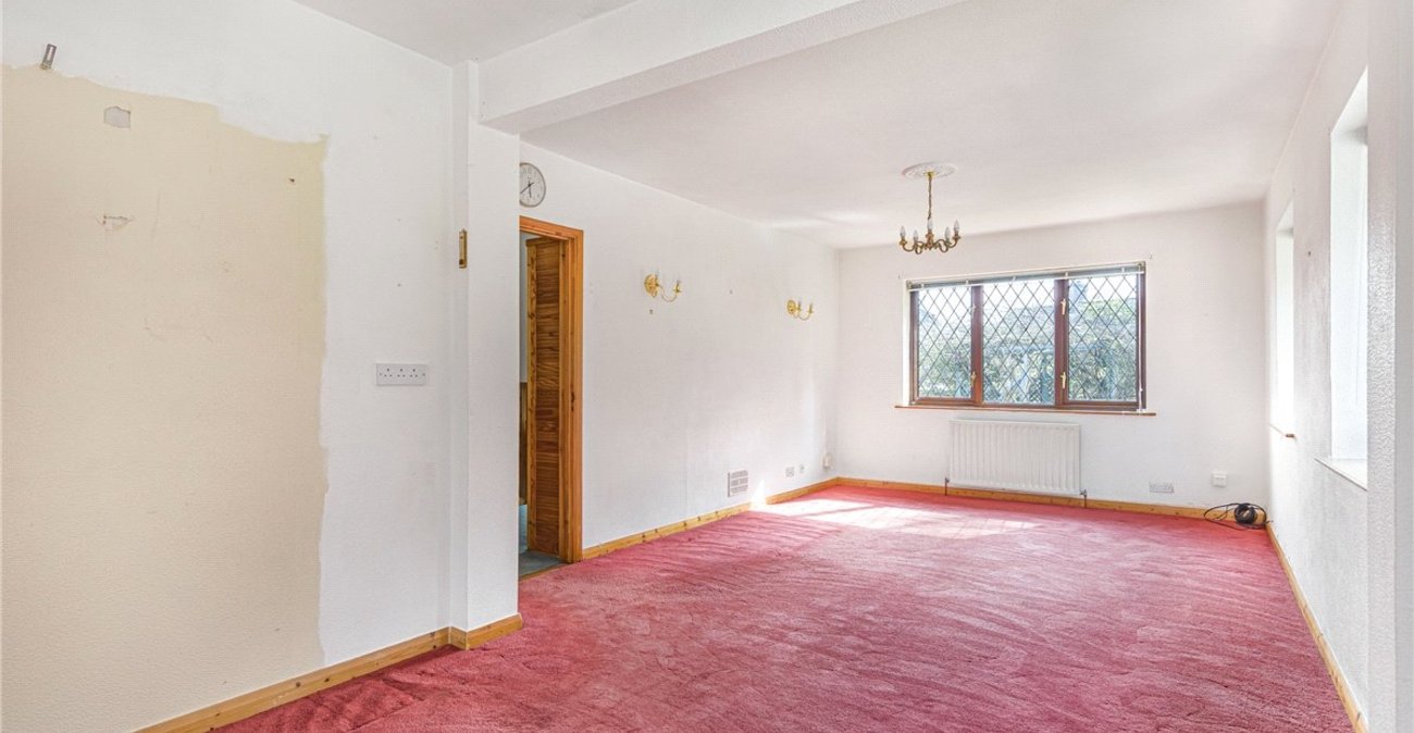 3 bedroom bungalow for sale in Orpington | Robinson Jackson