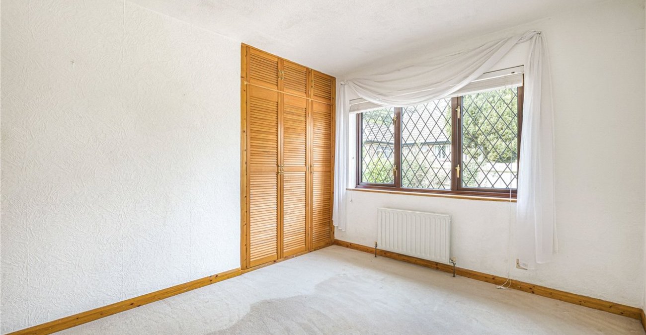 3 bedroom bungalow for sale in Orpington | Robinson Jackson