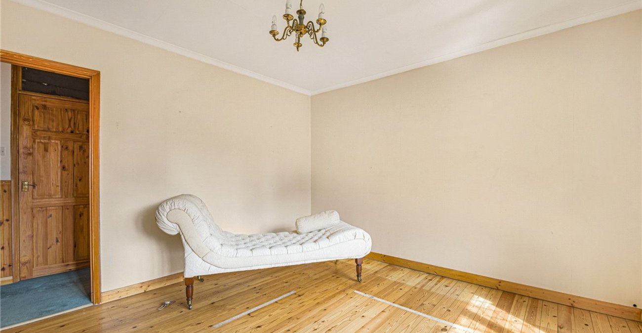 3 bedroom bungalow for sale in Orpington | Robinson Jackson