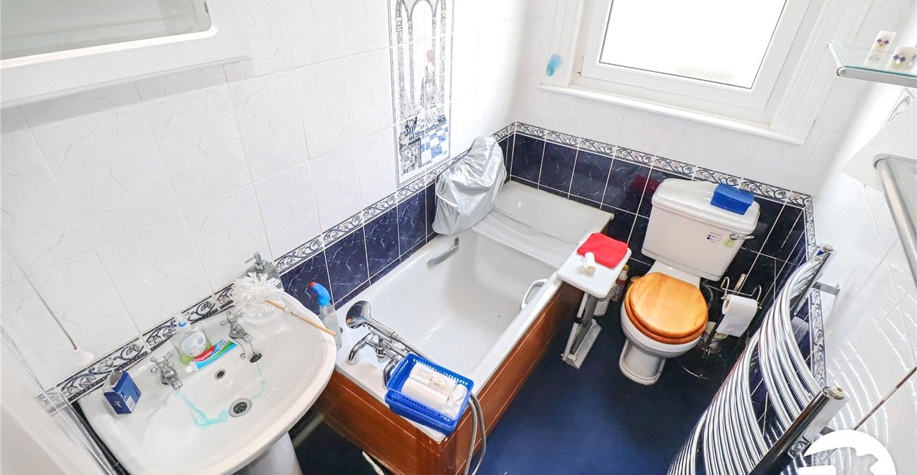 3 bedroom house for sale in Belvedere | Robinson Jackson