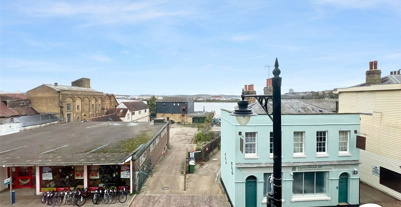 1 bedroom property for sale in Rochester | Robinson Michael & Jackson