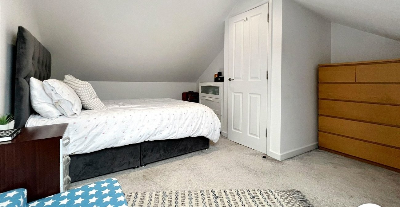 1 bedroom property for sale in Rochester | Robinson Michael & Jackson