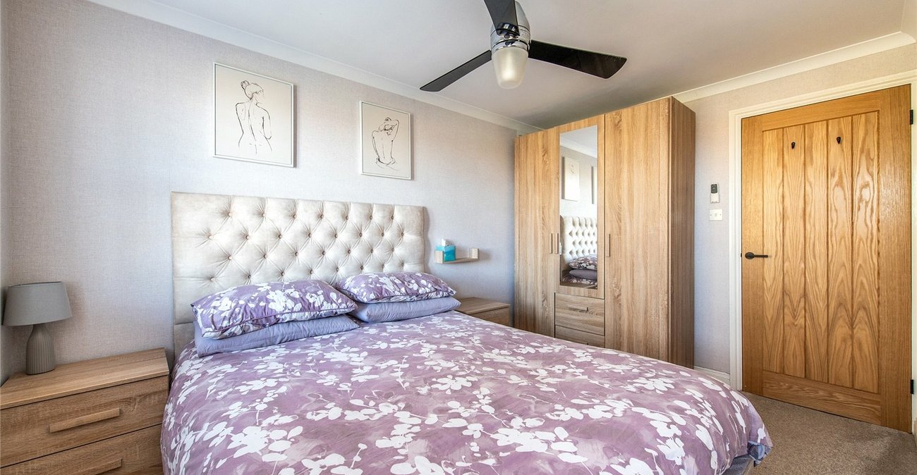 2 bedroom house for sale in Northfleet | Robinson Michael & Jackson