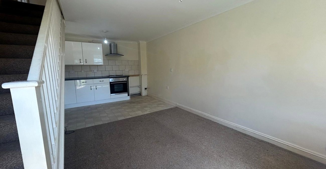 2 bedroom house for sale in Northfleet | Robinson Michael & Jackson