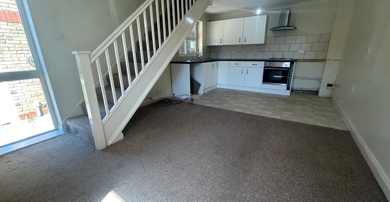 2 bedroom house for sale in Northfleet | Robinson Michael & Jackson