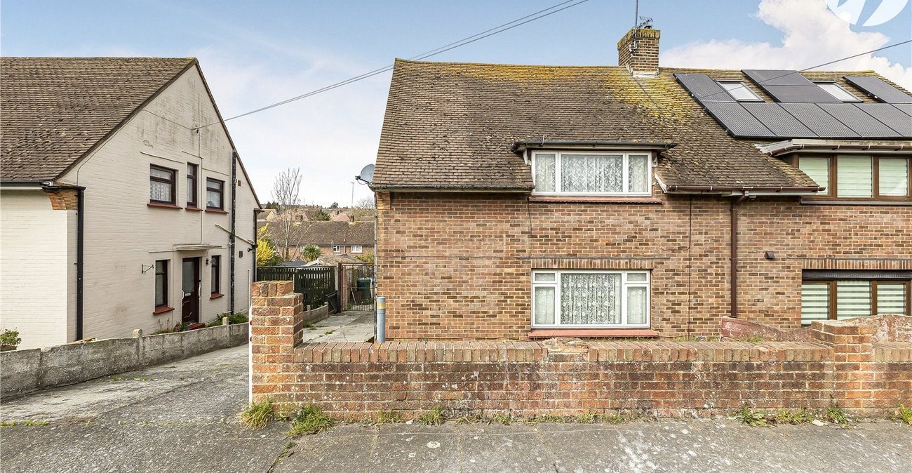 3 bedroom house for sale in Gravesend | Robinson Michael & Jackson