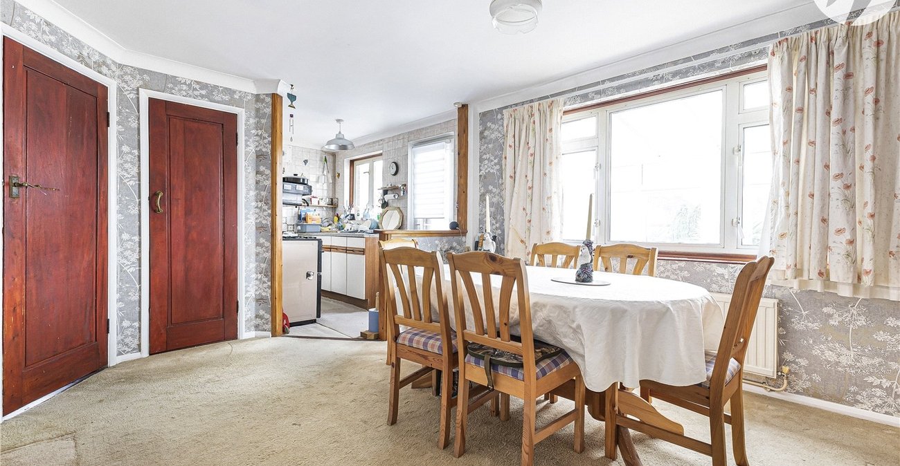 3 bedroom house for sale in Gravesend | Robinson Michael & Jackson
