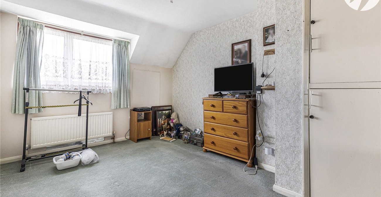 3 bedroom house for sale in Gravesend | Robinson Michael & Jackson