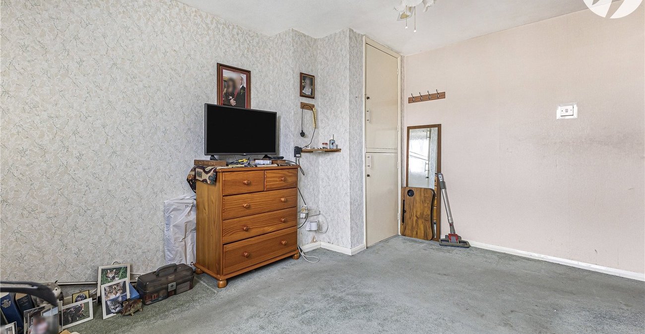 3 bedroom house for sale in Gravesend | Robinson Michael & Jackson