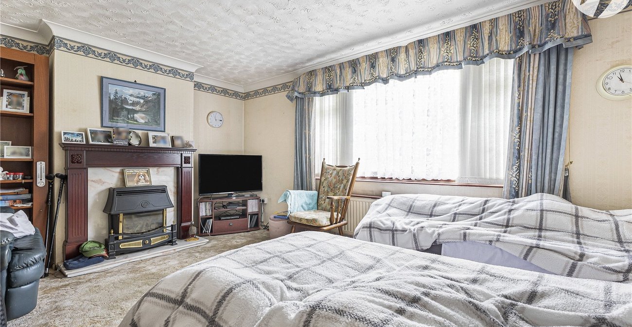 3 bedroom house for sale in Gravesend | Robinson Michael & Jackson
