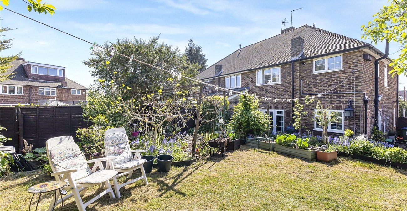 3 bedroom house for sale in Hextable | Robinson Jackson
