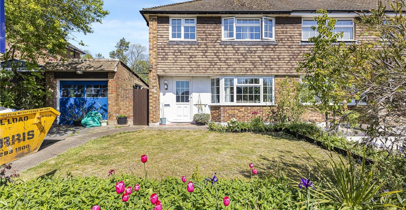 3 bedroom house for sale in Hextable | Robinson Jackson