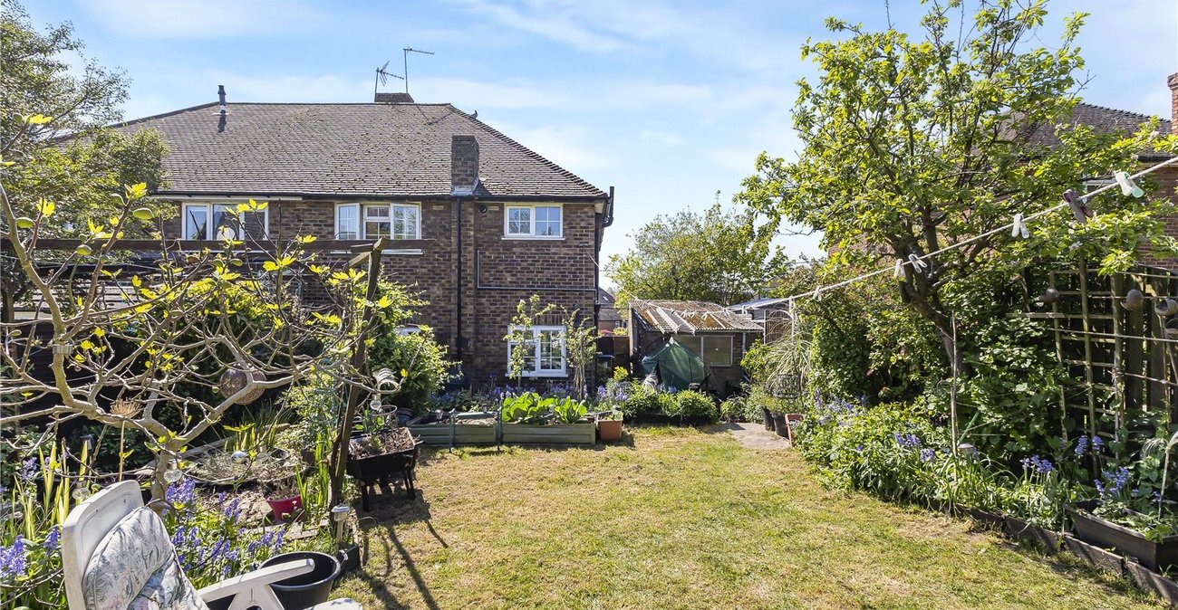 3 bedroom house for sale in Hextable | Robinson Jackson