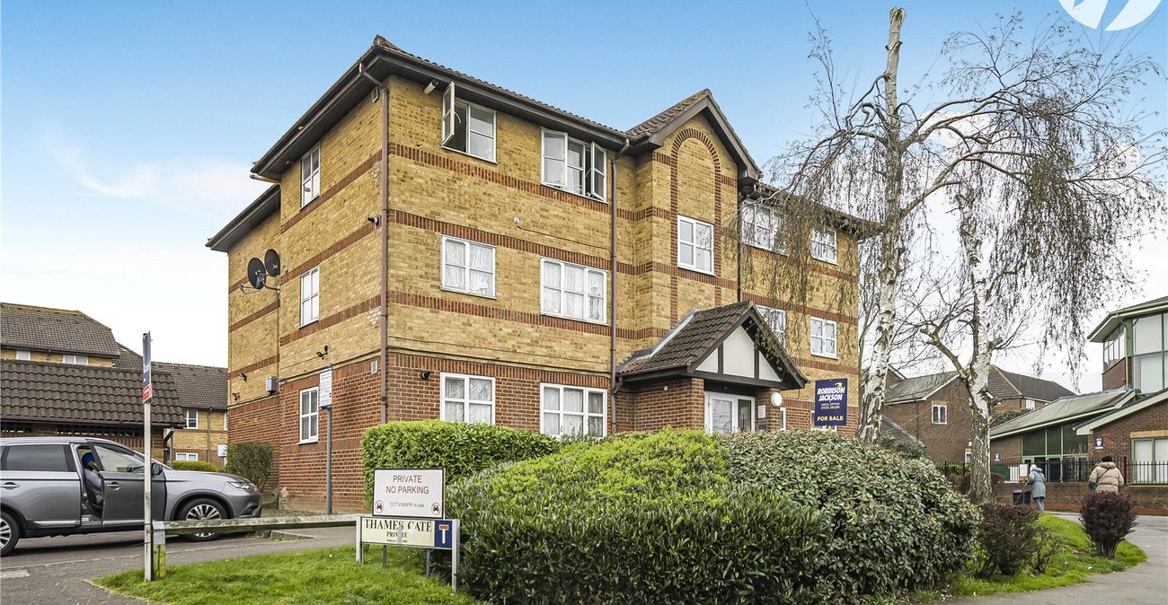 1 bedroom property for sale in Dartford | Robinson Jackson