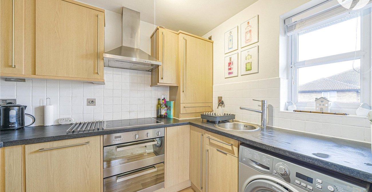 1 bedroom property for sale in Dartford | Robinson Jackson