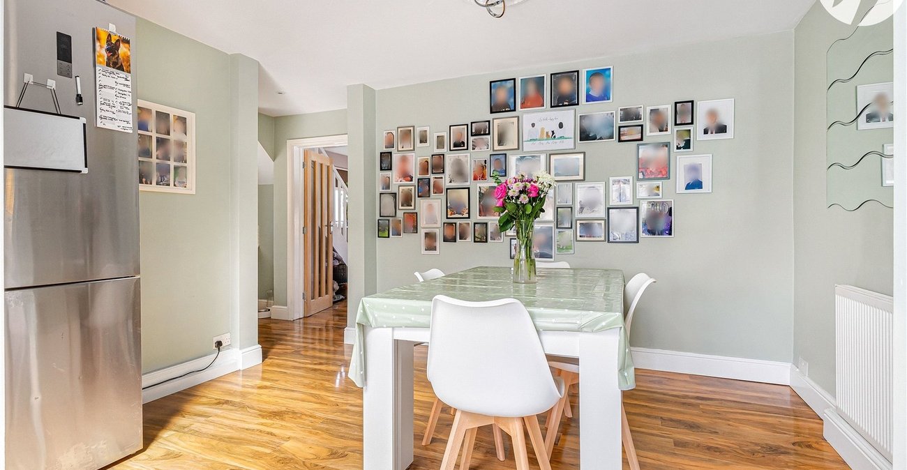 3 bedroom house for sale in Swanley | Robinson Jackson