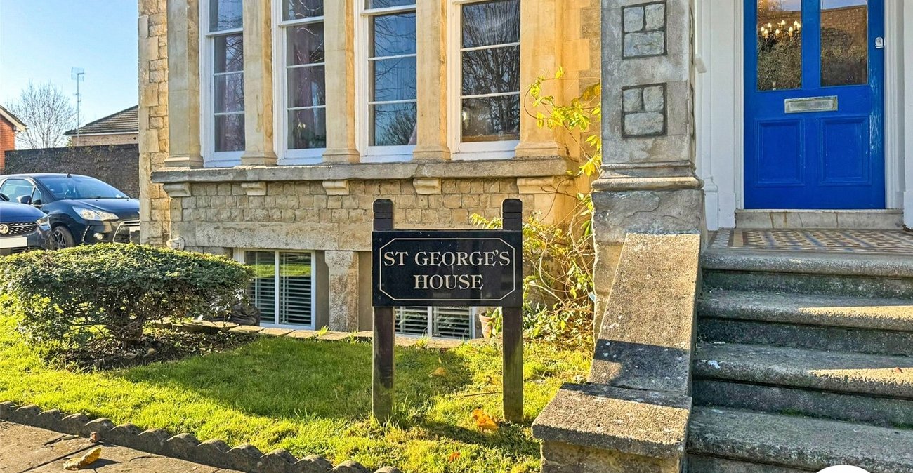 2 bedroom property for sale in Maidstone | Robinson Michael & Jackson