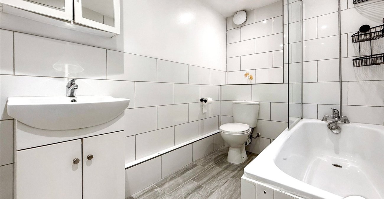 1 bedroom property for sale in Maidstone | Robinson Michael & Jackson