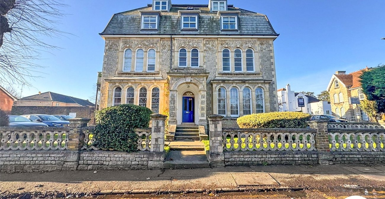 1 bedroom property for sale in Maidstone | Robinson Michael & Jackson