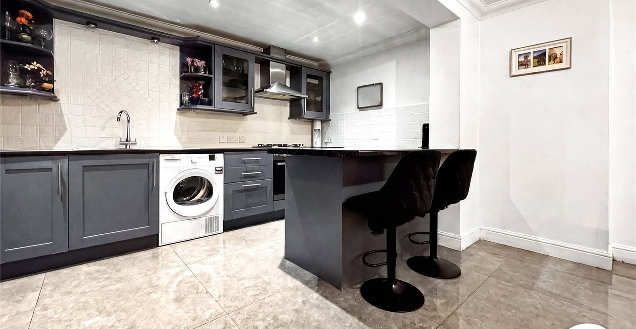 1 bedroom property for sale in Maidstone | Robinson Michael & Jackson