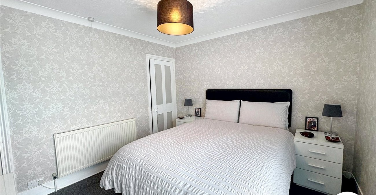 2 bedroom house for sale in Maidstone | Robinson Michael & Jackson