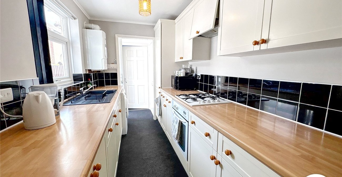 2 bedroom house for sale in Maidstone | Robinson Michael & Jackson