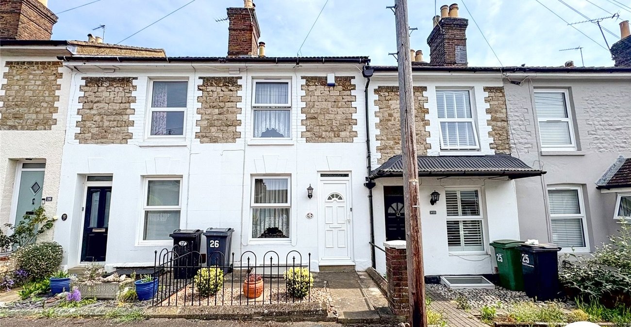 2 bedroom house for sale in Maidstone | Robinson Michael & Jackson