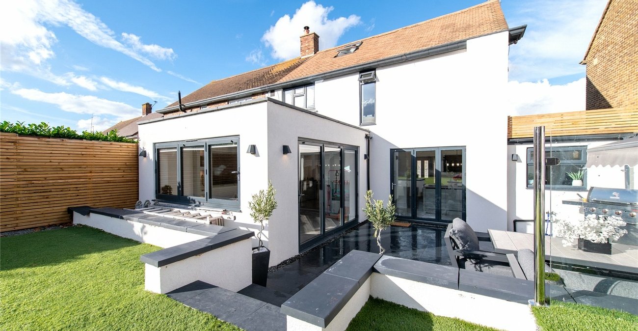 3 bedroom house to rent in Gravesend | Robinson Michael & Jackson