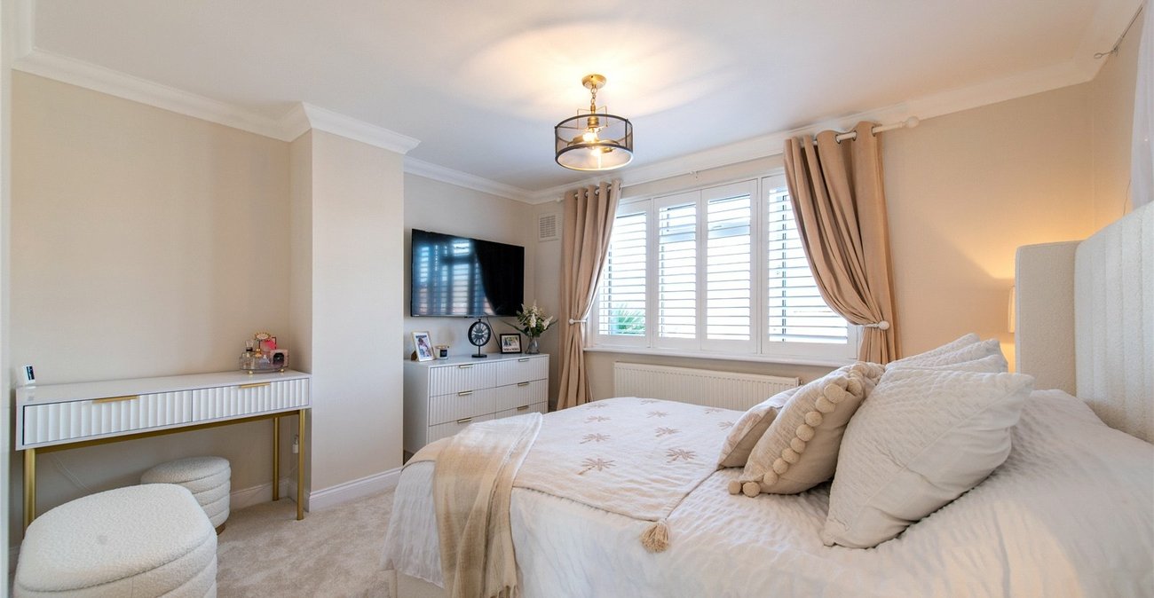 3 bedroom house to rent in Gravesend | Robinson Michael & Jackson