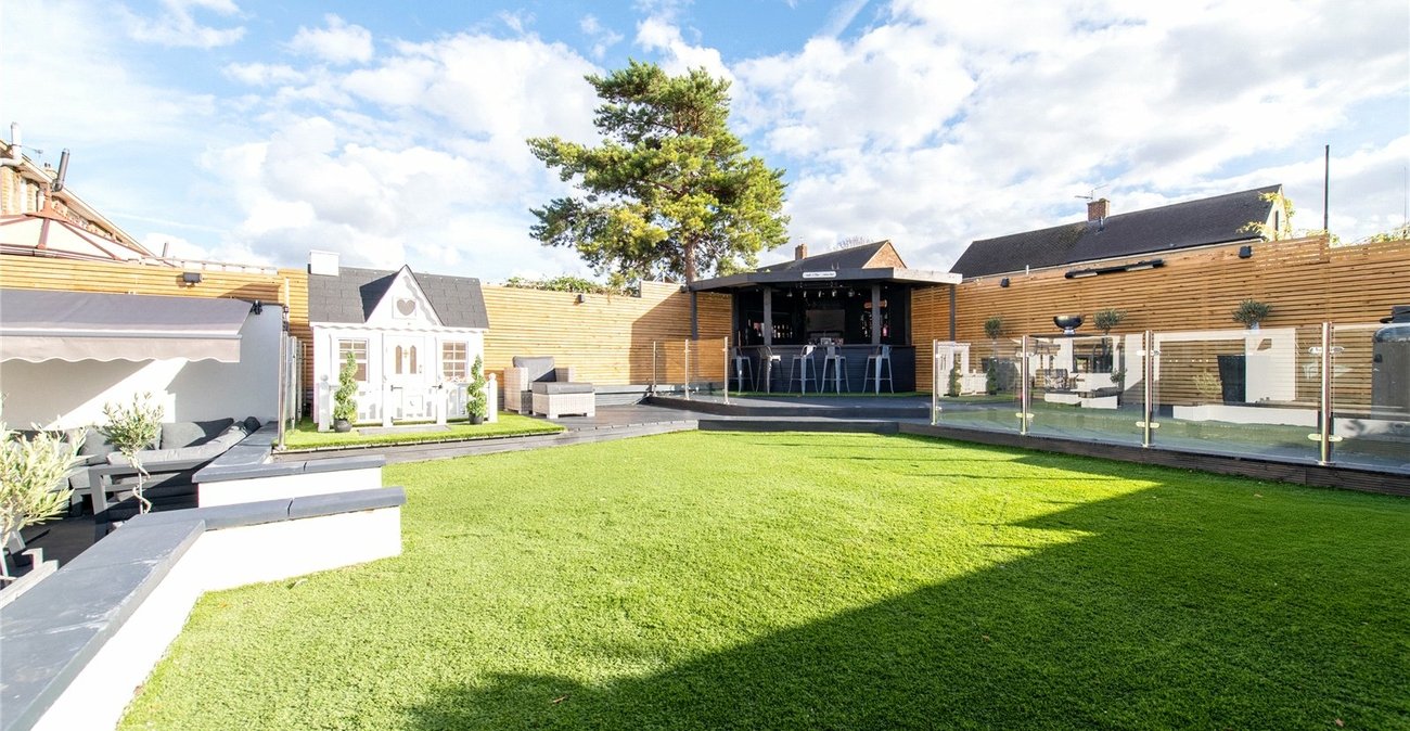 3 bedroom house to rent in Gravesend | Robinson Michael & Jackson