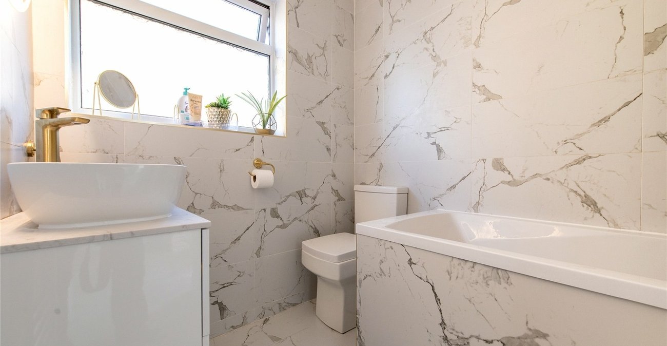 3 bedroom house to rent in Gravesend | Robinson Michael & Jackson