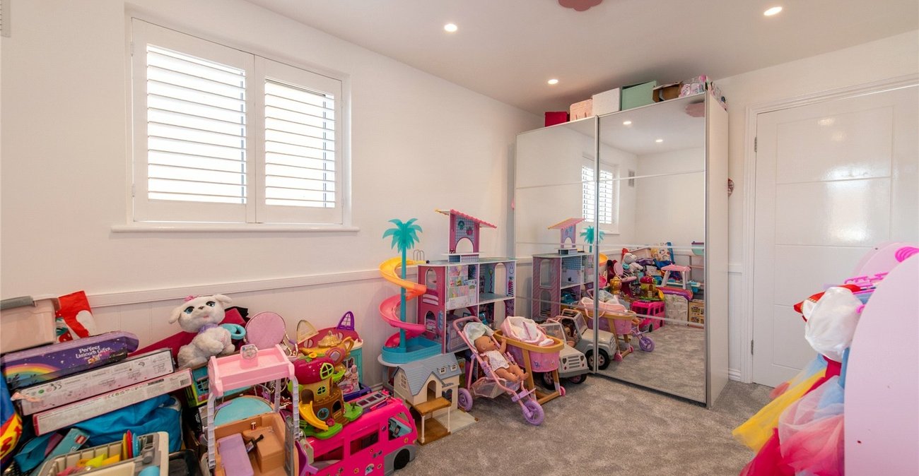 3 bedroom house to rent in Gravesend | Robinson Michael & Jackson