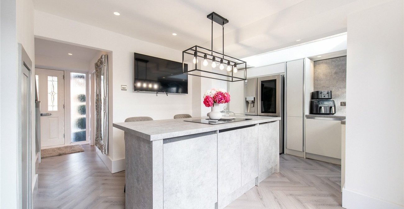 3 bedroom house to rent in Gravesend | Robinson Michael & Jackson