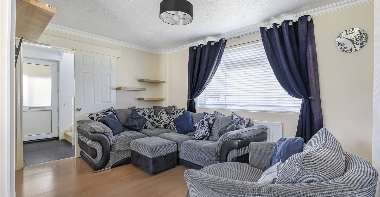 2 bedroom house for sale in Gravesend | Robinson Michael & Jackson