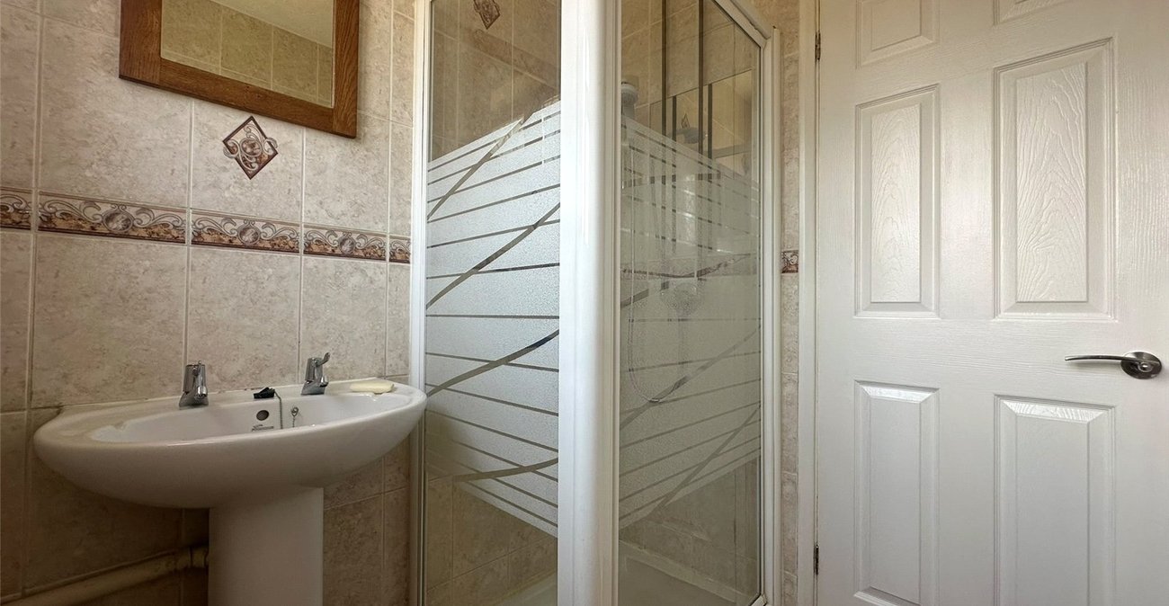 3 bedroom house for sale in Gravesend | Robinson Michael & Jackson