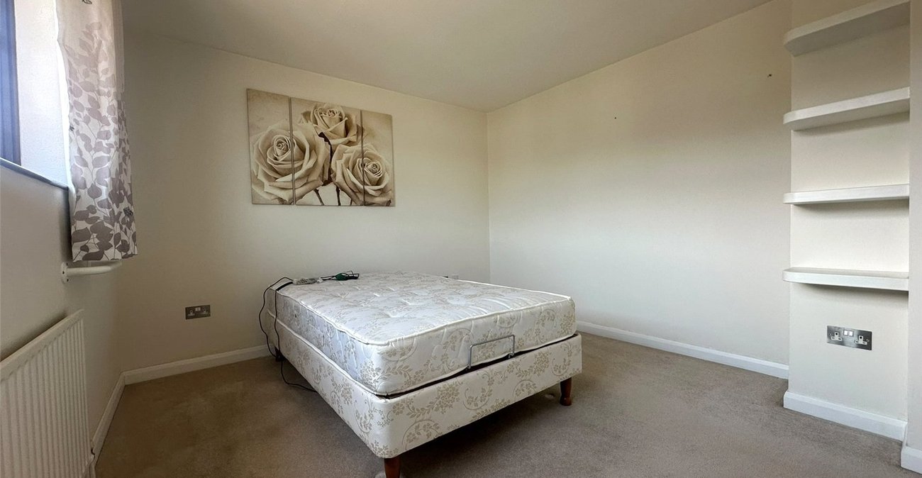 3 bedroom house for sale in Gravesend | Robinson Michael & Jackson