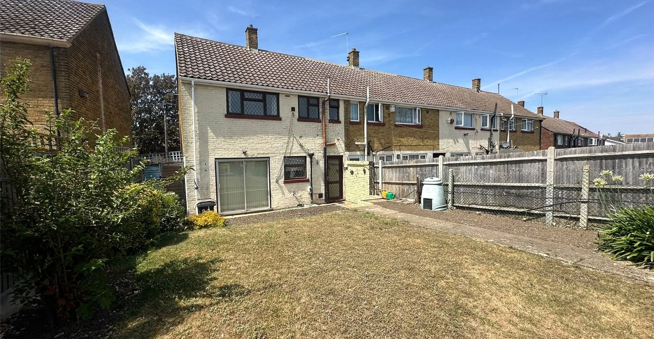 3 bedroom house for sale in Gravesend | Robinson Michael & Jackson