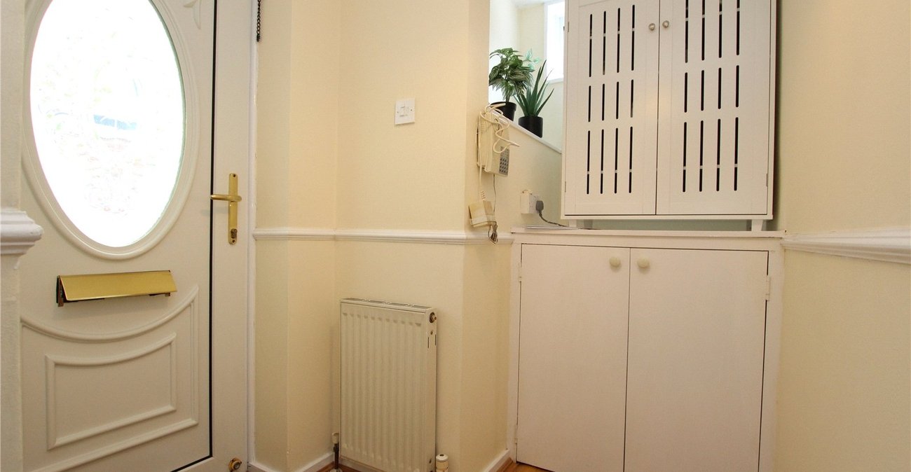 2 bedroom house for sale in Woolwich | Robinson Jackson