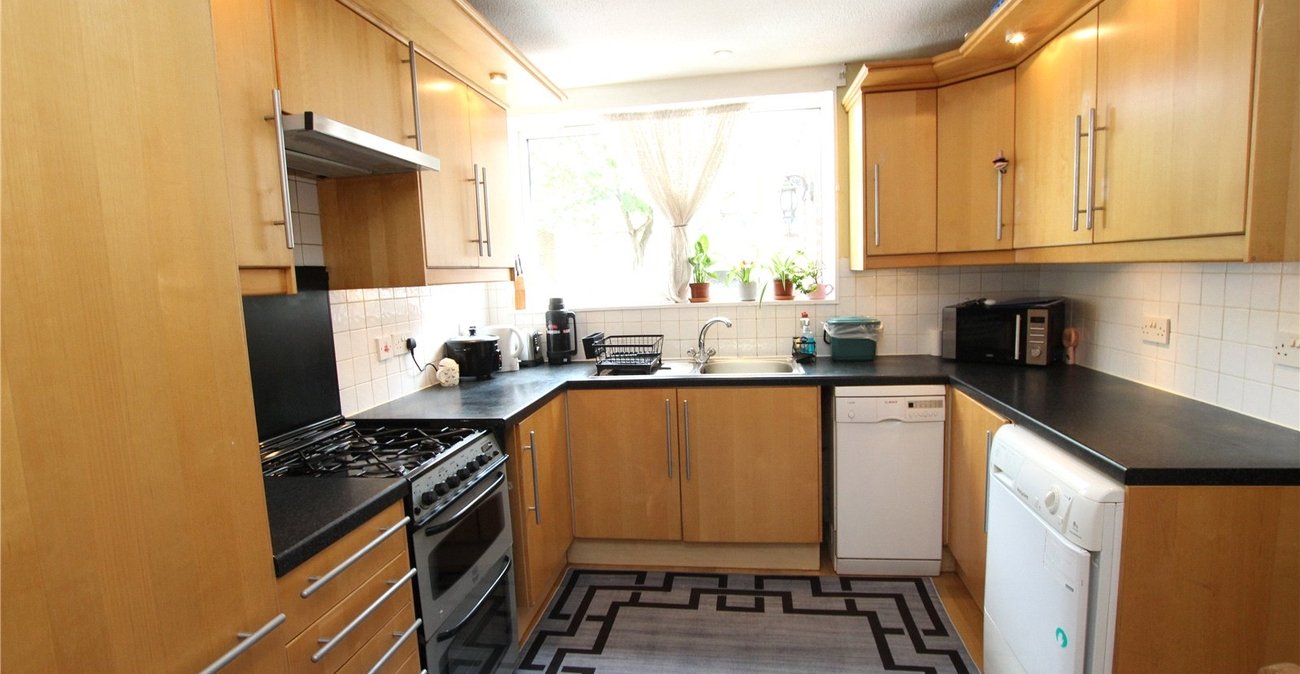 2 bedroom house for sale in Woolwich | Robinson Jackson